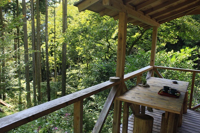 奥多摩の画家・石山久輔さん japan-tokyo-okutama-gallery