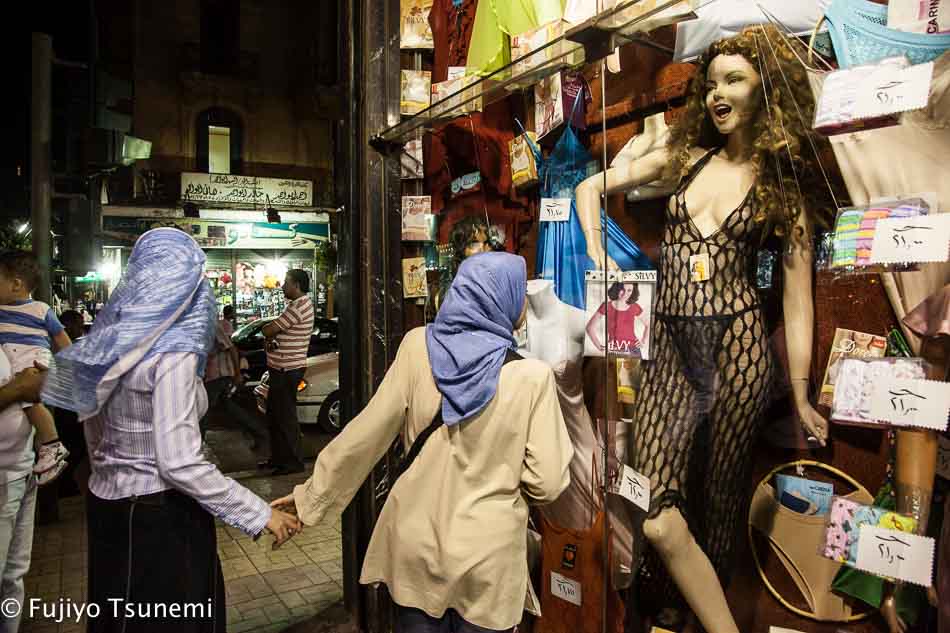 アラブ男性が好きなタイプは 日本女性はなぜイスラム男性にモテるのか イスラム世界を知るメディア アラブ男性が好きなタイプは 日本女性はなぜイスラム男性にモテるのか イスラム世界を知るメディア