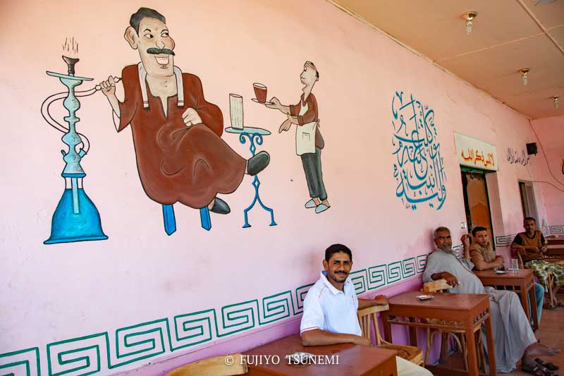 エジプトの看板アート　エジプトのカフェ