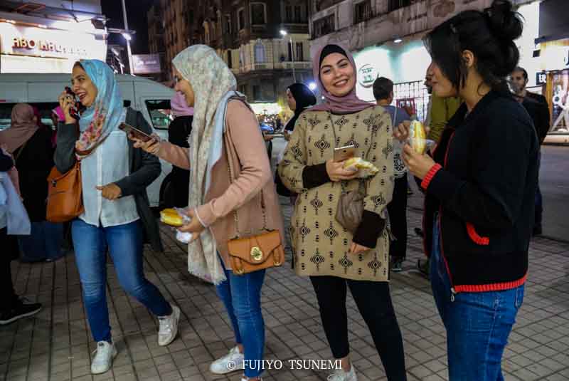 イスラム女性の服装　エジプト女性の服装