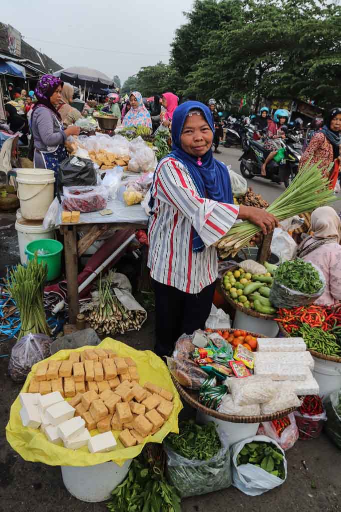 Indonesia market 1 4