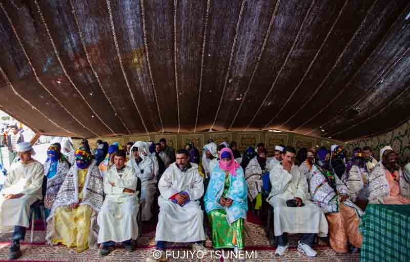 モロッコ　イミルシルの結婚祭