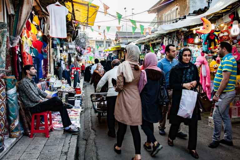 イラン女性の服装