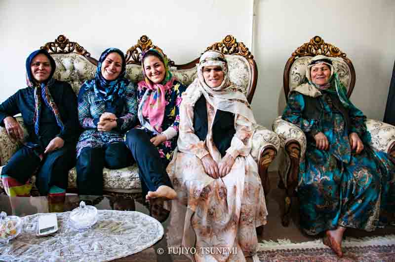 イランの民族衣装 iran woman wear