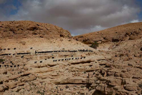 チュニジアの洞窟住居の暮らし　tunisia cave dwellings