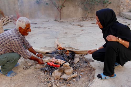 Iran-kitchen-Lol-tribe　イランのロル族　イランのバーベキュー