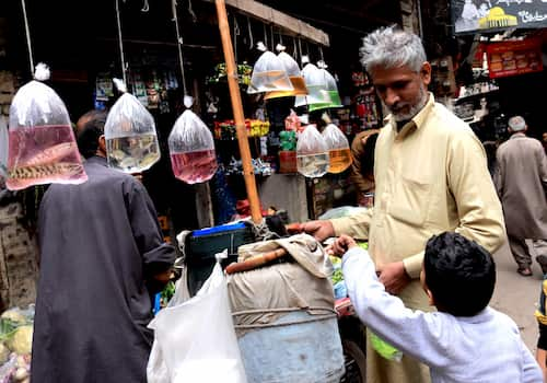 ラホールの旧市街　lahore-old-town