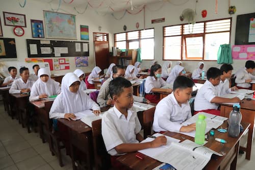 インドネシアの小学校　Indonesia-school