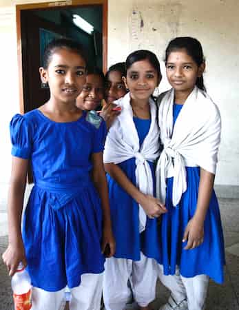 bangradesh-village-school バングラデシュの村の小学校