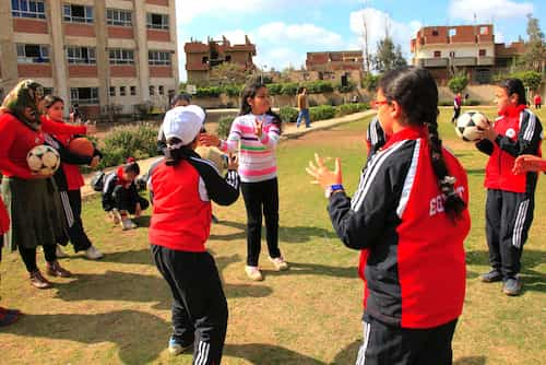 egypt-school-gymnastics-class エジプトの学校の体育の授業