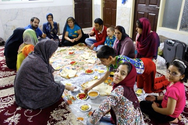 イランの家めし、いただきます！