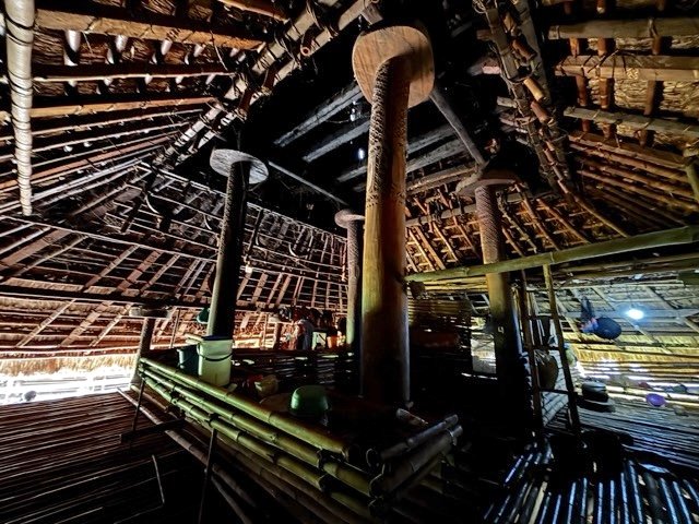 スンバ島の伝統家屋