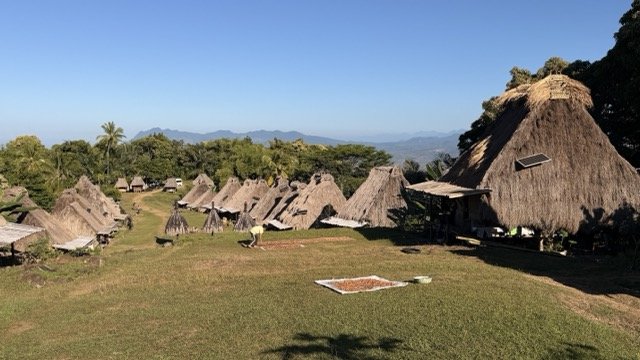 フローレス島　ベララギ村　Belaraghi Village
